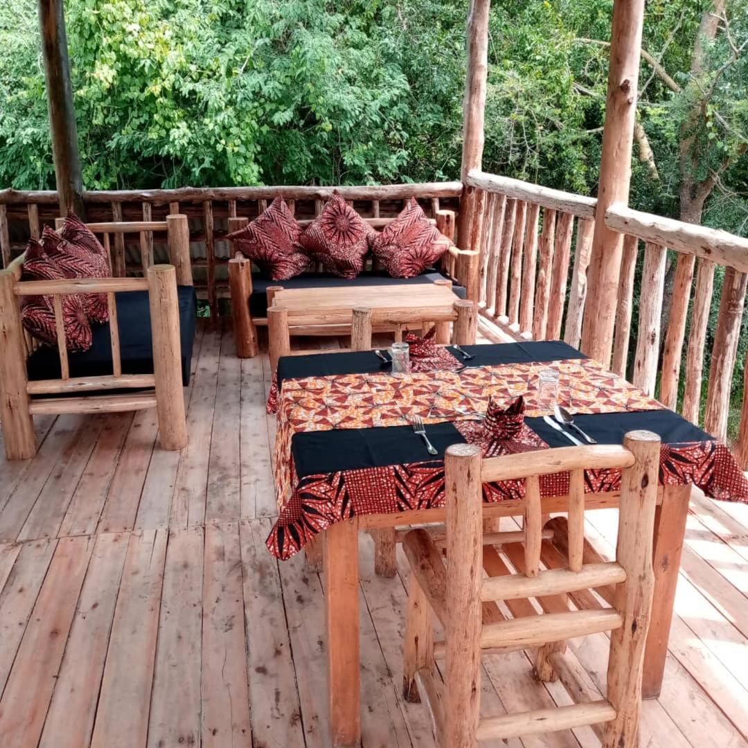 Murchison Giraffe Camp Paraa Kültér fotó